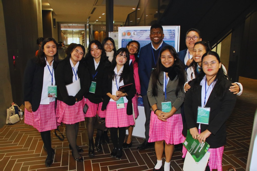 UPHSI Grade 12 ABM students bag Award for Outstanding Poster Presentation at 16th ICERD 